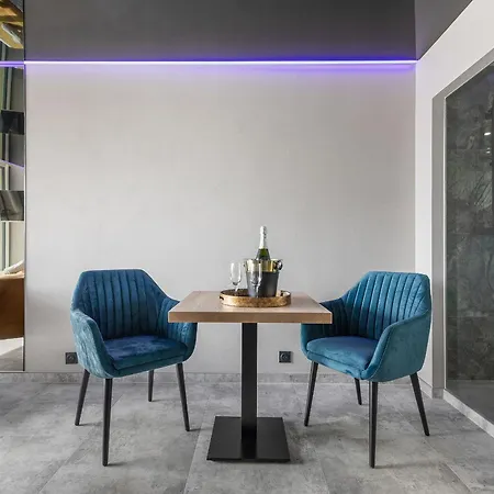 아파트 Serenity - Vue Design & Terrasse Plein Sud Heliopolis O - Village Naturiste 아그